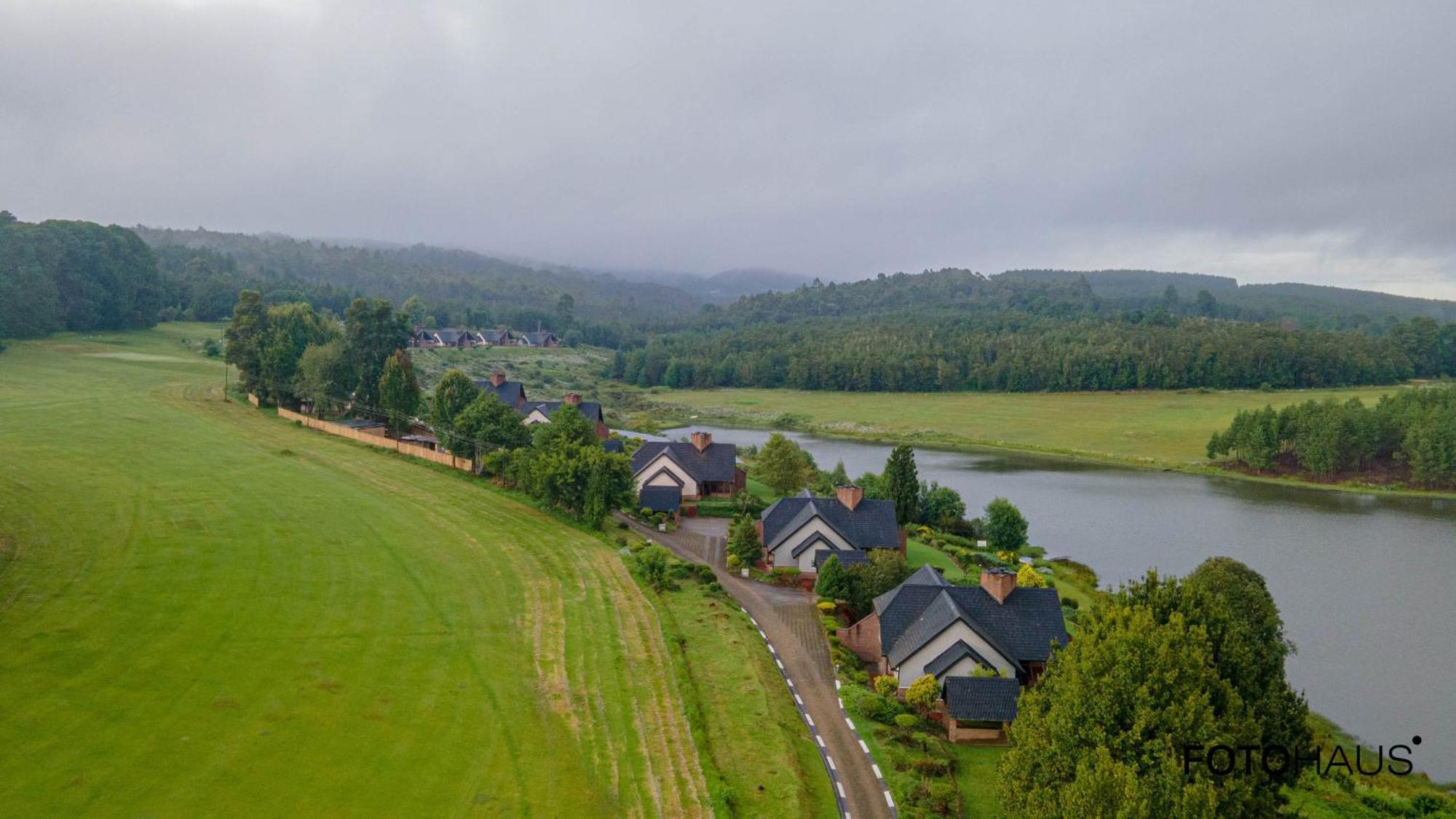 Troutbeck Resort Nyanga エクステリア 写真