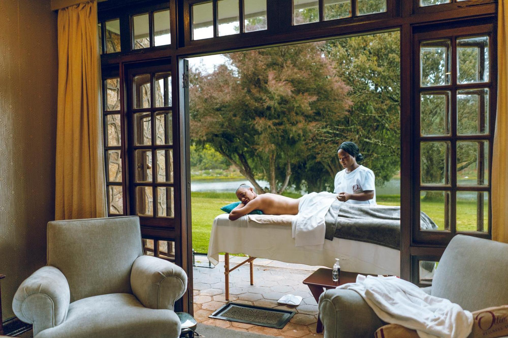 Troutbeck Resort Nyanga エクステリア 写真