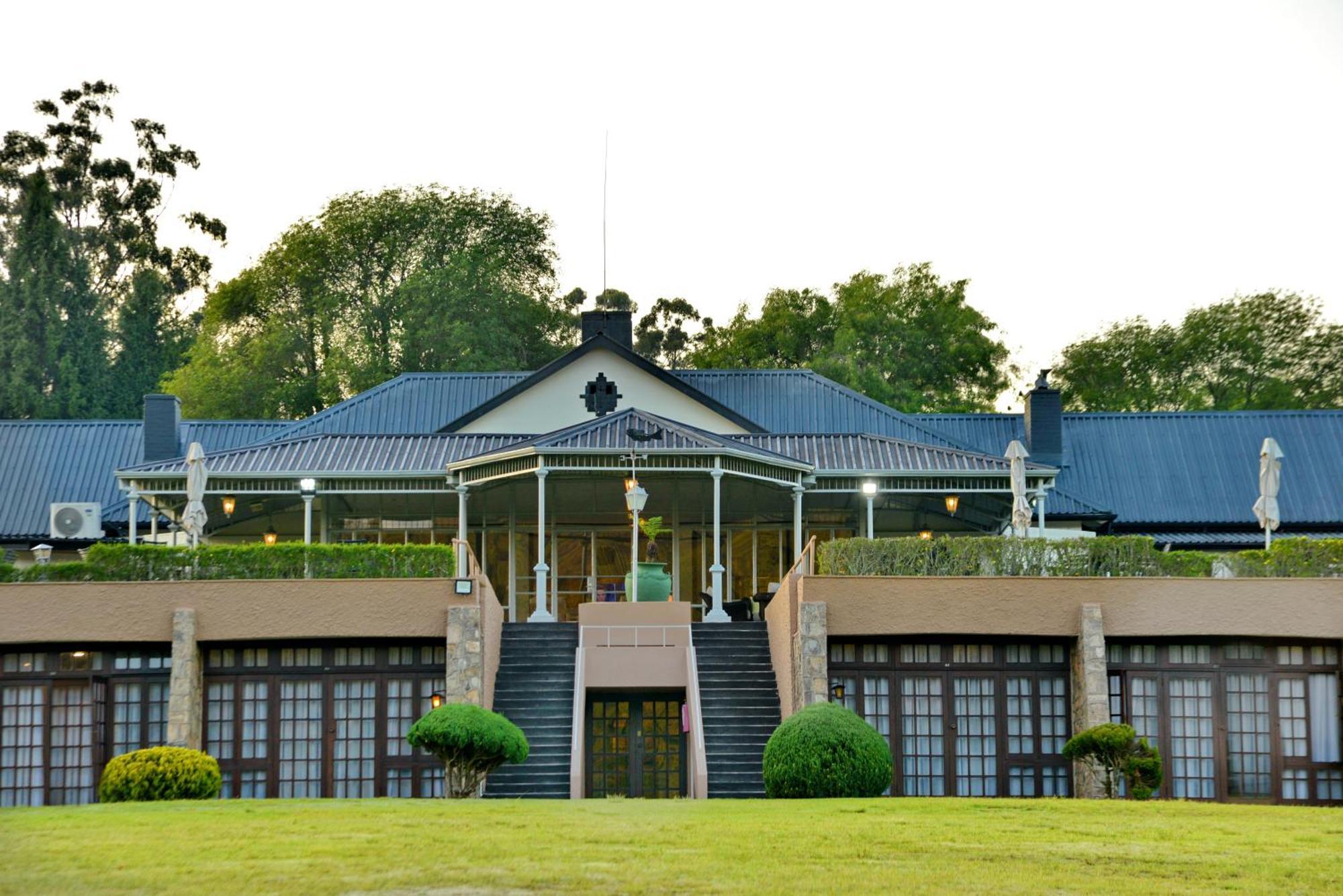Troutbeck Resort Nyanga エクステリア 写真