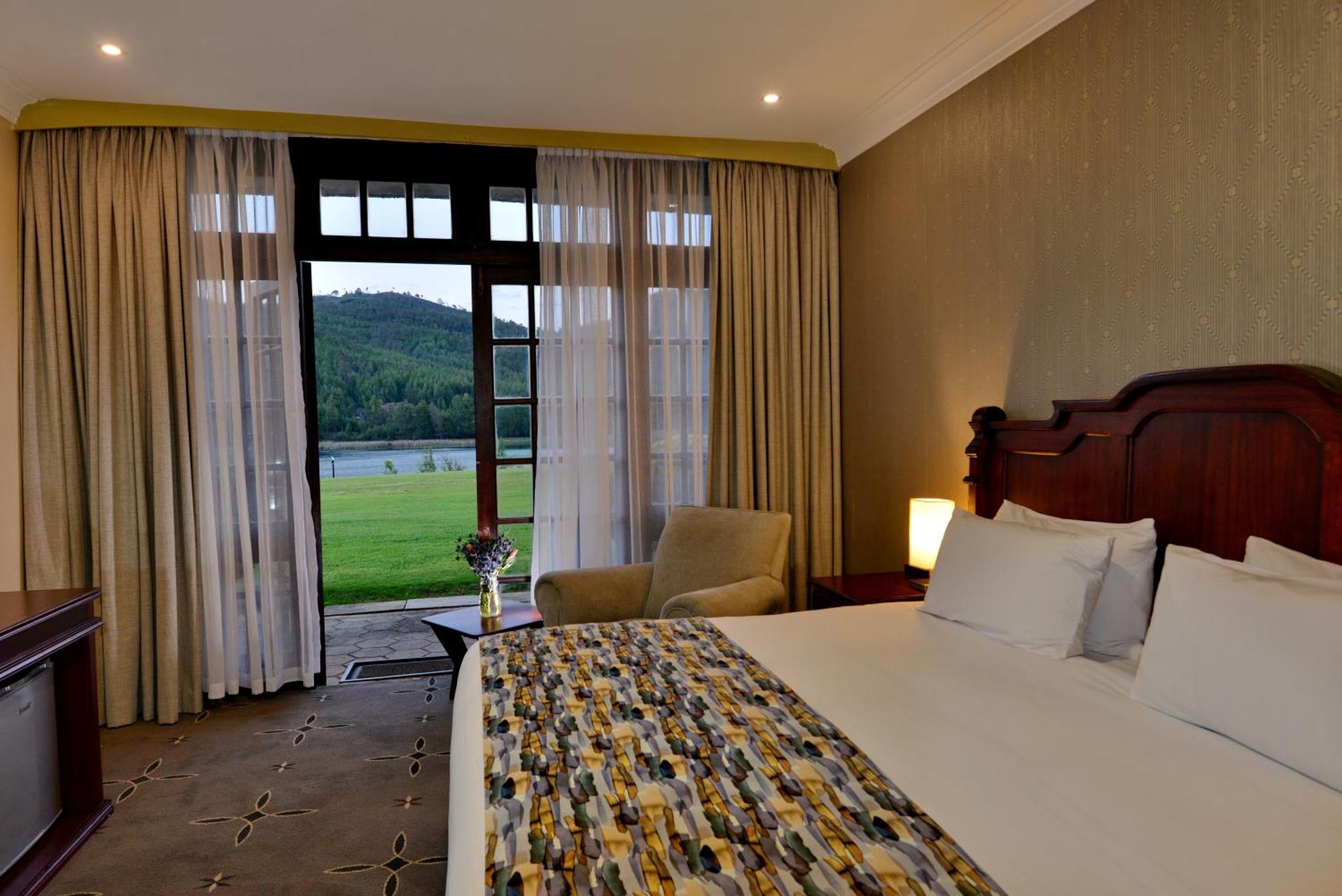 Troutbeck Resort Nyanga エクステリア 写真